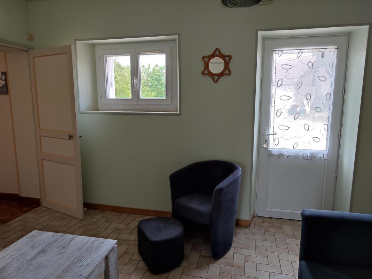 Gite Chez Jeannot Azay-le-Ferron Exterior foto
