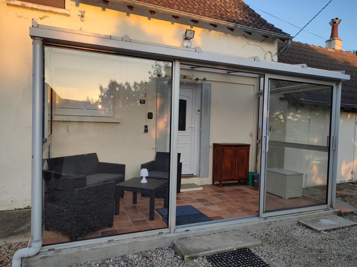 Gite Chez Jeannot Azay-le-Ferron Exterior foto