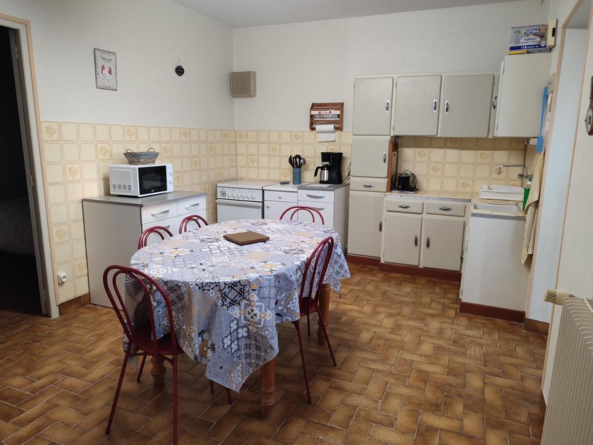 Gite Chez Jeannot Azay-le-Ferron Exterior foto